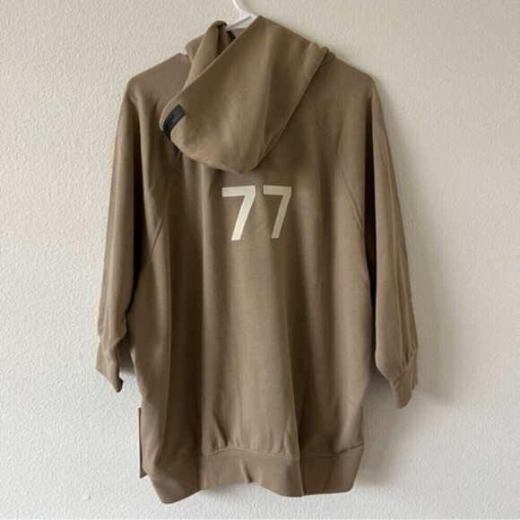 NWT Fear of God Essentials Oversized 77 Hoodie SZ Large - Picture 4 of 9